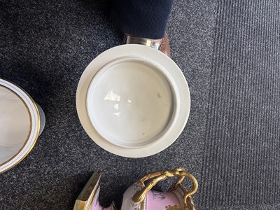 Lot 11 - AN IMPRESSIVE PAIR OF EARLY 19TH CENTURY WORCESTER BARR FLIGHT & BARR LIDDED ICE PAILS