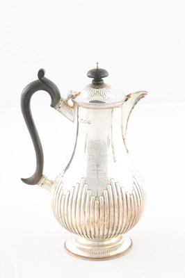 Lot 184 - A COLLECTION OF SILVER ITEMS