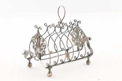 Lot 184 - A COLLECTION OF SILVER ITEMS