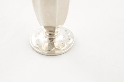 Lot 184 - A COLLECTION OF SILVER ITEMS