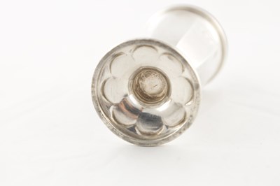 Lot 184 - A COLLECTION OF SILVER ITEMS
