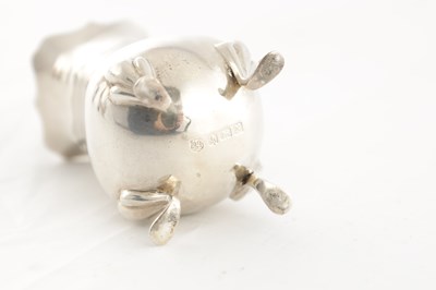 Lot 184 - A COLLECTION OF SILVER ITEMS