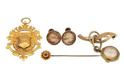 Lot 284 - A COLLECTION OF GOLD JEWELLERY