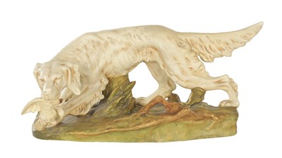 Lot 33 - A 20TH CENTURY ROYAL DUX FIGURE OF AN ENGLISH SETTER