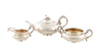 Lot 161 - A GEORGE IV SILVER THREE PIECE TEA SET