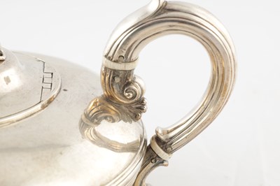 Lot 161 - A GEORGE IV SILVER THREE PIECE TEA SET