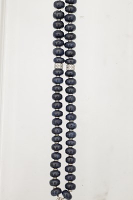 Lot 285 - AN 18CT WHITE GOLD DIAMOND AND SAPPHIRE PRAYER BEADS