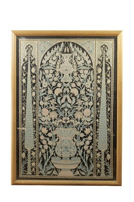 Lot 424 - A LATE 19TH/EARLY 20TH CENTURY CHINESE SILK EMBROIDERY PANEL