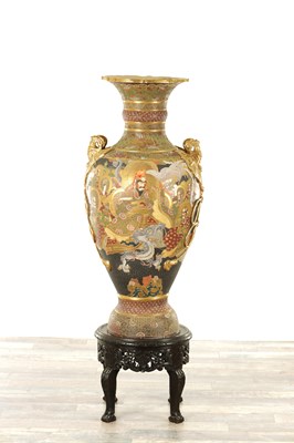 Lot 443 - A MASSIVE LATE 19TH CENTURY JAPANESE SATSUMA HALL VASE ON STAND