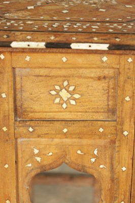 Lot 558 - A 19TH CENTURY INDIAN HARDWOOD AND BONE INLAID OCTAGONAL TABLE