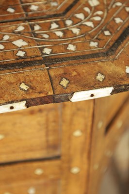 Lot 558 - A 19TH CENTURY INDIAN HARDWOOD AND BONE INLAID OCTAGONAL TABLE