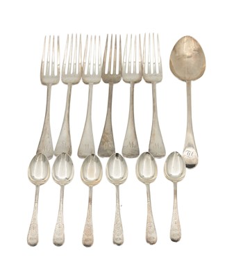 Lot 178 - A COLLECTION OF 19TH/ EARLY 20TH CENTURY SILVER CUTLERY