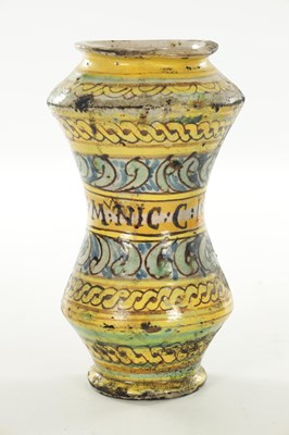Lot 41 - A SICILIAN MAIOLICA ALBARELLO JAR
