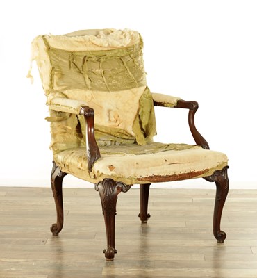 Lot 1631 - A FINE GEORGE III CARVED MAHOGANY CHIPPENDALE STYLE GAINSBOROUGH CHAIR