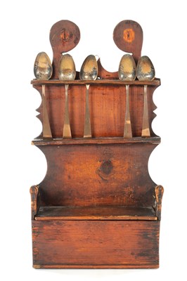 Lot 1458 - AN EARLY 19TH CENTURY PINE WALL-MOUNTED SPOON RACK AND SALT BOX