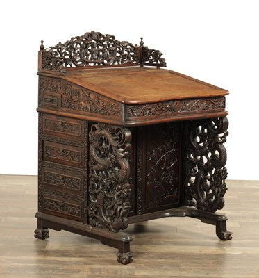 Lot 561 - AN IMPRESSIVE 19TH CENTURY CHINESE HARDWOOD DAVENPORT