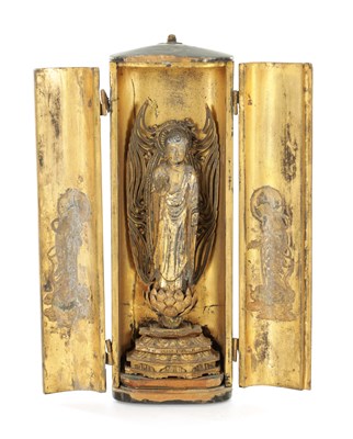 Lot 516 - A LACQUERED JAPANESE EDO PERIOD PORTABLE BUDDHIST SHRINE