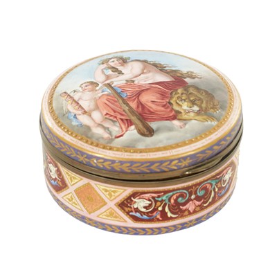 Lot 43 - A 19TH CENTURY VIENNESE ENAMEL BOX AND COVER