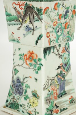Lot 568 - A LARGE PAIR OF 19TH CENTURY CHINESE FAMILLE VERT PORCELAIN VASES