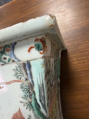 Lot 568 - A LARGE PAIR OF 19TH CENTURY CHINESE FAMILLE VERT PORCELAIN VASES
