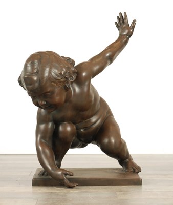 Lot 1112 - A LARGE EARLY 20TH CENTURY BRONZE SCULPTURE OF A CHERUB