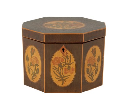 Lot 832 - A GEORGE III HAREWOOD AND MARQUETRY INLAID OCTAGONAL SHAPED TEA CADDY