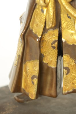Lot 426 - A CASED JAPANESE MEIJI PERIOD BRONZE AND MIXED METAL MIYAO FIGURE