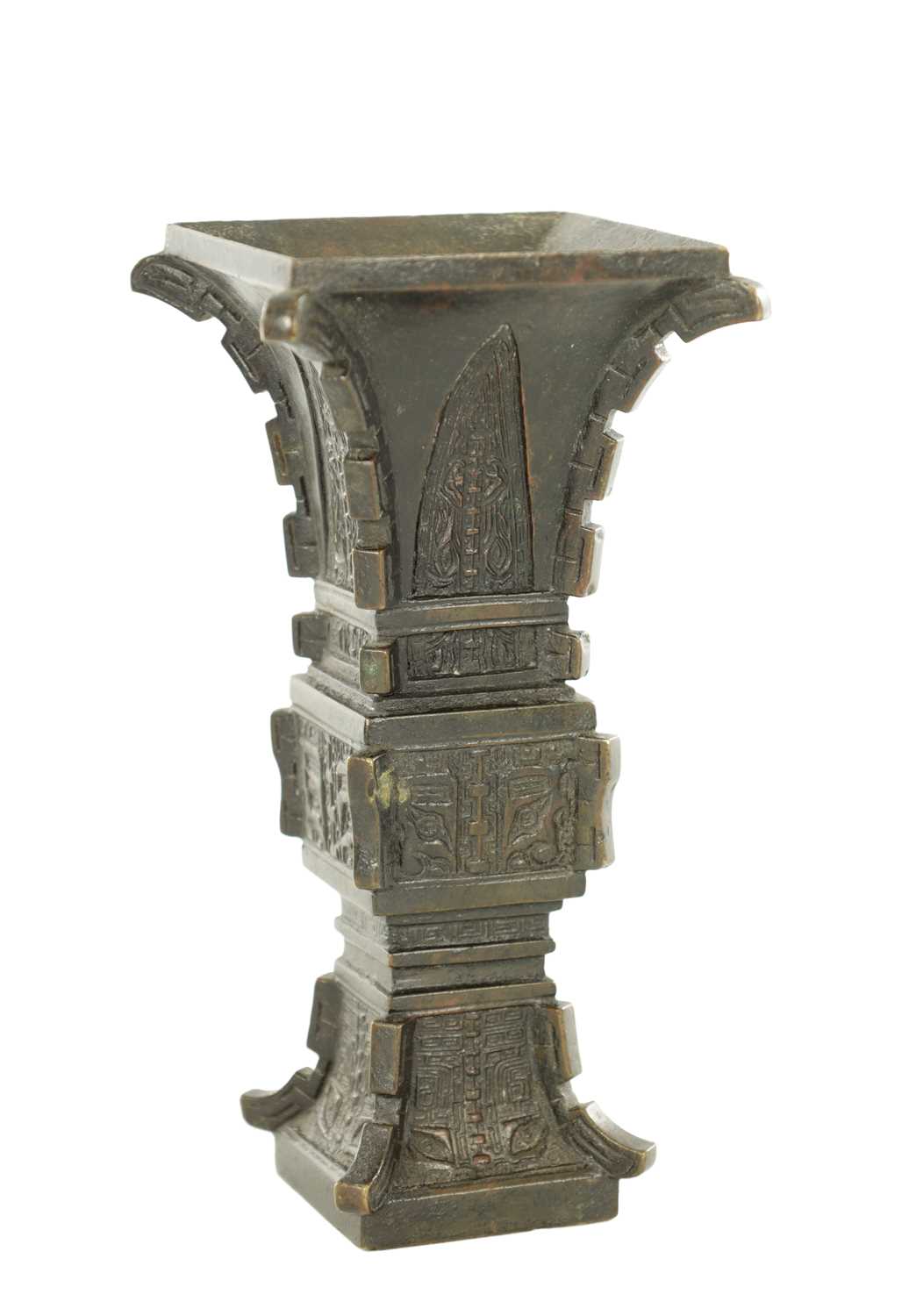 Lot 506 - A 19TH CENTURY CHINESE ARCHAISTIC BRONZE 'GU' VASE