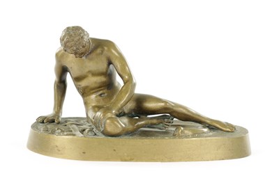 Lot 1041 - A 19TH CENTURY GRAND TOUR PATINATED BRONZE FIGURE