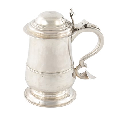 Lot 115 - A GEORGE III NEWCASTLE SILVER TANKARD
