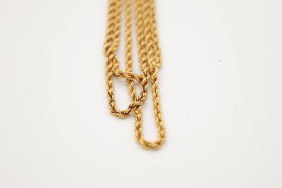 Lot 393 - A 15CT GOLD TRIPLE ROPE TWIST CHAIN NECKLACE