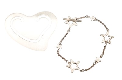 Lot 293 - A TIFFANY & CO. 925 STERLING SILVER ELSA PERETTI BOOKMARK AND A TIFFANY & CO. 925 BRACELET