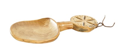 Lot 776 - A 19TH CENTURY WELSH BUTTER SCOOP