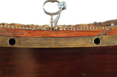Lot 1108 - A FINE 19TH CENTURY INLAID KINGWOOD AND OROMLU MOUNTED SERPENTINE SHAPED DECANTER BOX