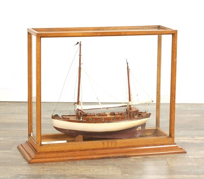 Lot 1144 - A 20TH CENTURY MODEL OF A SAILING YACHT "THE COLLENA"