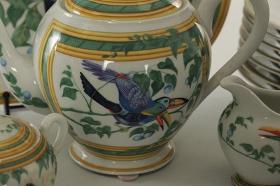 Lot 25 - A 20TH CENTURY HERMES ‘TOUCAN’ PATTERN PORCELAIN DINNER/TEA SERVICE