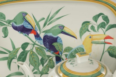 Lot 25 - A 20TH CENTURY HERMES ‘TOUCAN’ PATTERN PORCELAIN DINNER/TEA SERVICE