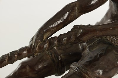 Lot 998 - ALEXANDRE OULINE FRANCE (1918 - 1940) AN ART DECO PATINATED BRONZE SCULPTURE
