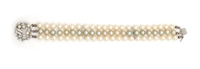 Lot 241 - A 20TH CENTURY PEARL BRACELET WITH 14CT WHITE GOLD SETTING
