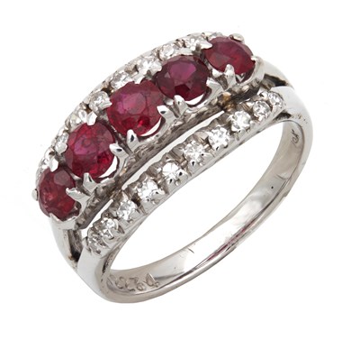 Lot 236 - A 20TH CENTURY 10CT WHITE GOLD DIAMOND AND RUBY ART DECO COCKTAIL RING