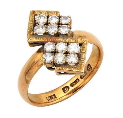 Lot 234 - A 22CT GOLD WEDDING BAND MOUNTED WITH A DIAMOND CLUSTER