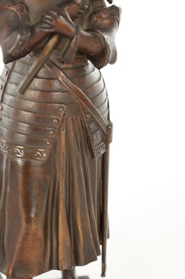 Lot 1138 - A 19TH CENTURY BRONZE FIGURE OF JOAN OF ARC