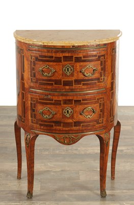 Lot 1578 - AN 18TH CENTURY KINGWOOD INLAID ITALIAN BOW-FRONTED COMMODE