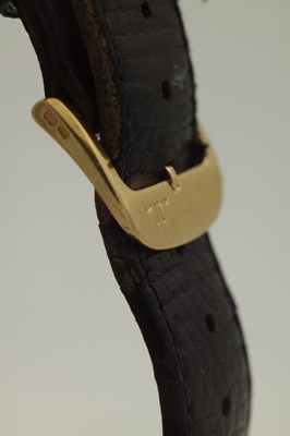 Lot 1213 - A GENTLEMAN'S 18CT GOLD JAEGER-LECOULTRE REVERSO WRISTWATCH