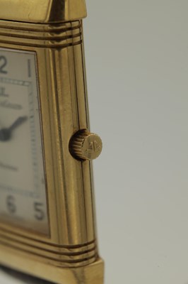 Lot 1213 - A GENTLEMAN'S 18CT GOLD JAEGER-LECOULTRE REVERSO WRISTWATCH
