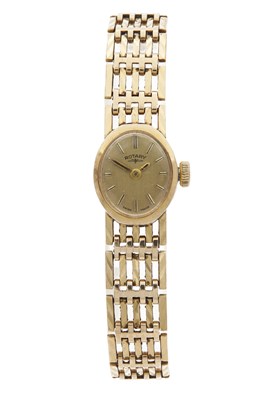Lot 1238 - A ROTARY SWISS MADE 9CT GOLD LADY'S WRISTWATCH