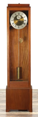 Lot 1424 - OLIVER IDDISON, HARROGATE. A 1930'S MAHOGANY REGULATOR LONGCASE CLOCK