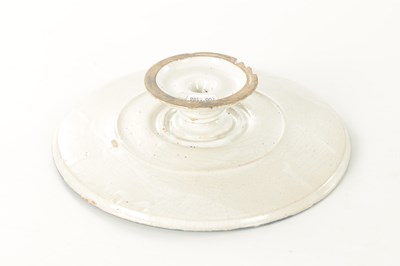 Lot 61 - AN 18TH CENTURY DELFTWARE TAZZA