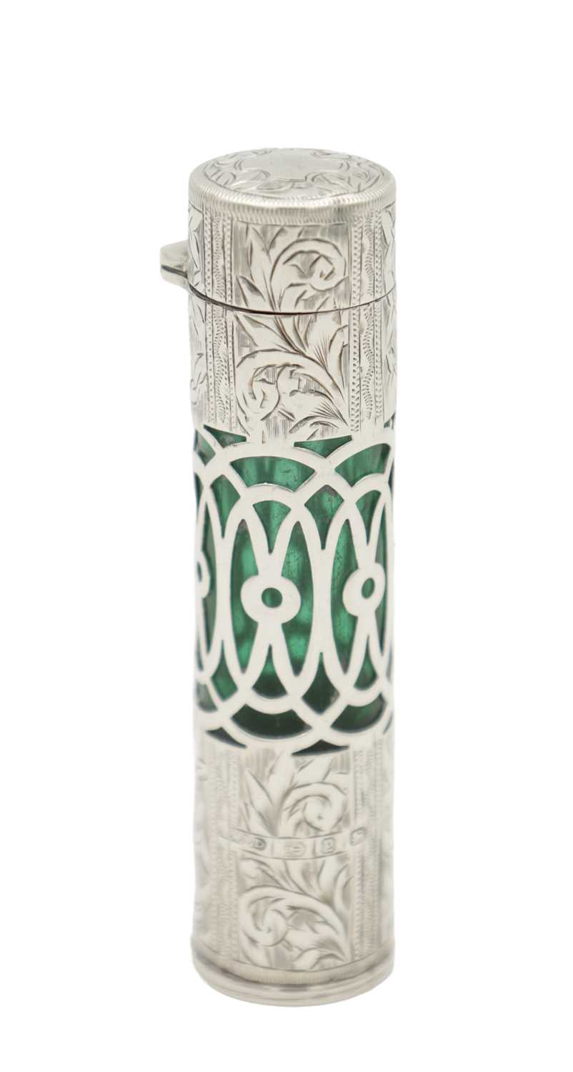 Lot 166 - A VICTORIAN SILVER MOUNTED GREEN GLASS PERFUME BOTTLE AND STOPPER