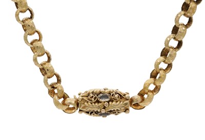 Lot 221 - A GEORGIAN 15CT GOLD BELCHER CHAIN WITH AMETHYST CLASP